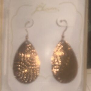 Elegant copper tone  Teardrop Earrings